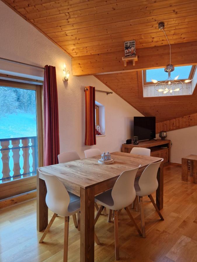 Appartement Tout Confort Montagne Et Lac Leman 톨롱 외부 사진